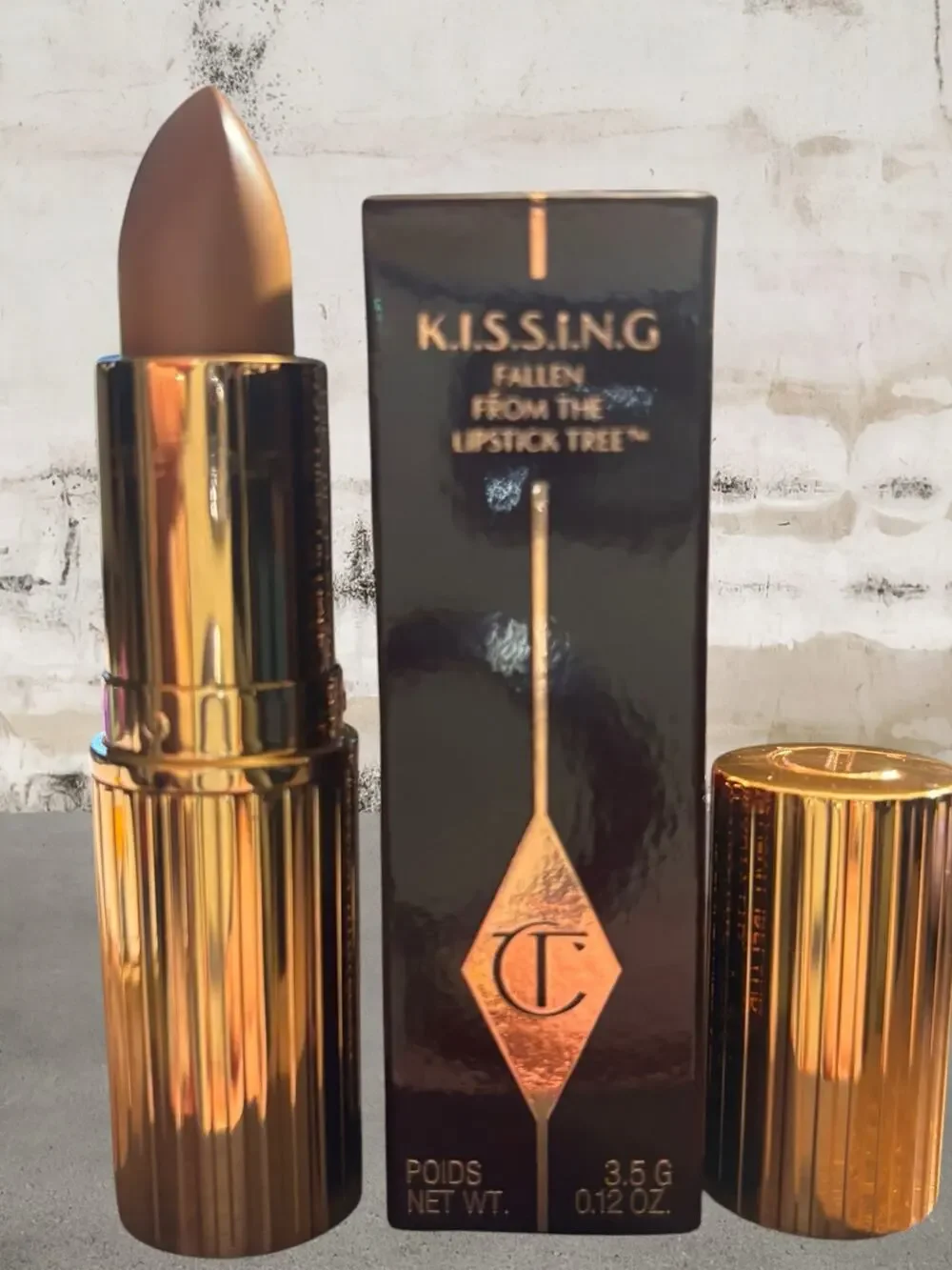 Charlotte Tilbury K.I.S.S.I.N.G Lipstick in Yes Honey NIB